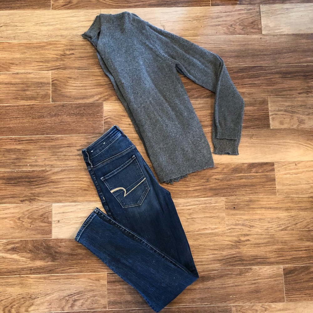 🆕w/ tag Siste’s Gray Cardigan w/ Lace Back Detail